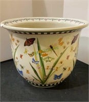 Glazed Chinese made pot/planter decorated with