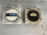 2 vintage paperweights Evans Ford & president USA