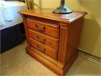 American Drew Night Stand w/ Drawers - 28x17x28