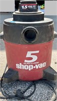 Shop Vac 5 Gal. 1.5 HP Wet/Dry Vac