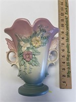 HULL POTTERY WILDFLOWER VASE W-9 8 1/2" TALL