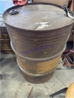 55-GAL BARREL W/ SPIGOT