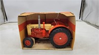 Case 600 Tractor 1/16