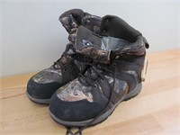 Red Head 9M Timbertrek 1000 Boots New w/ tag