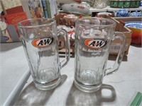 2 A&W GLASS MUGS