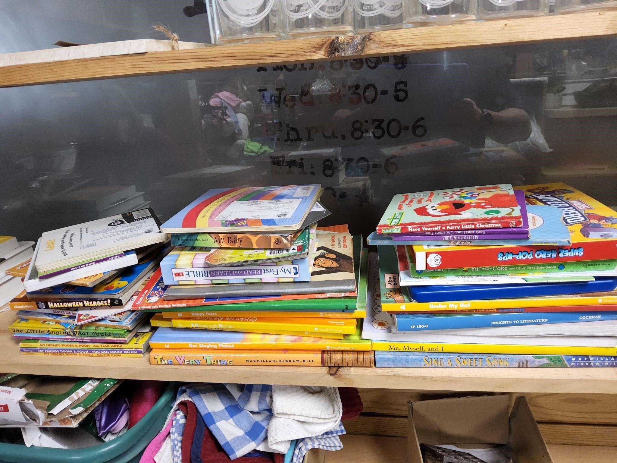 large lot of kids books