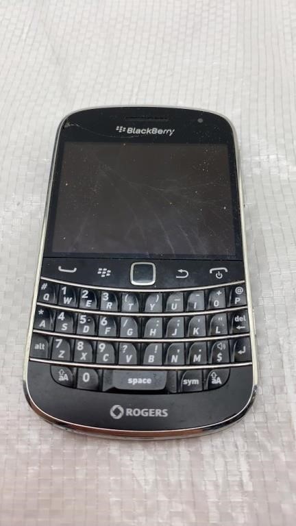 Blackberry bold - no charger