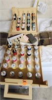 Vnt. Sewing case with thread & more
