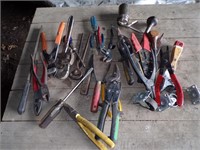 Assorted Tools & caster wheels