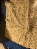 4x6 Un-Real Fur Area Rug