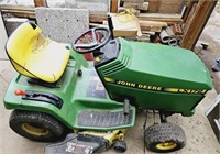 John Deere LX172 Garden Tractors