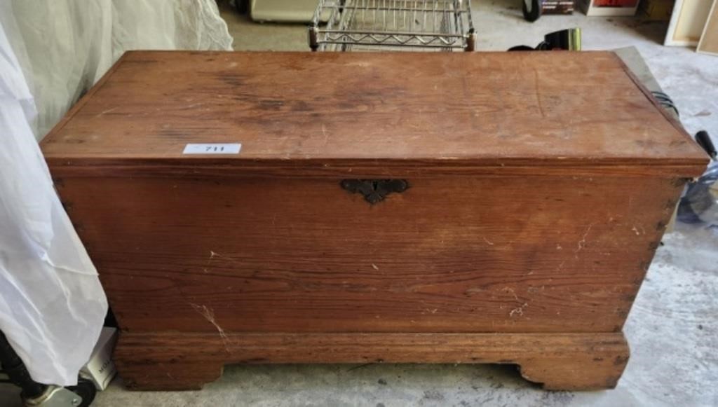 WOODEN HOPE CHEST