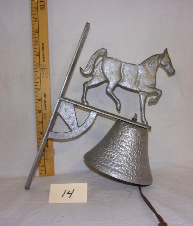 usa bell w/horse decor