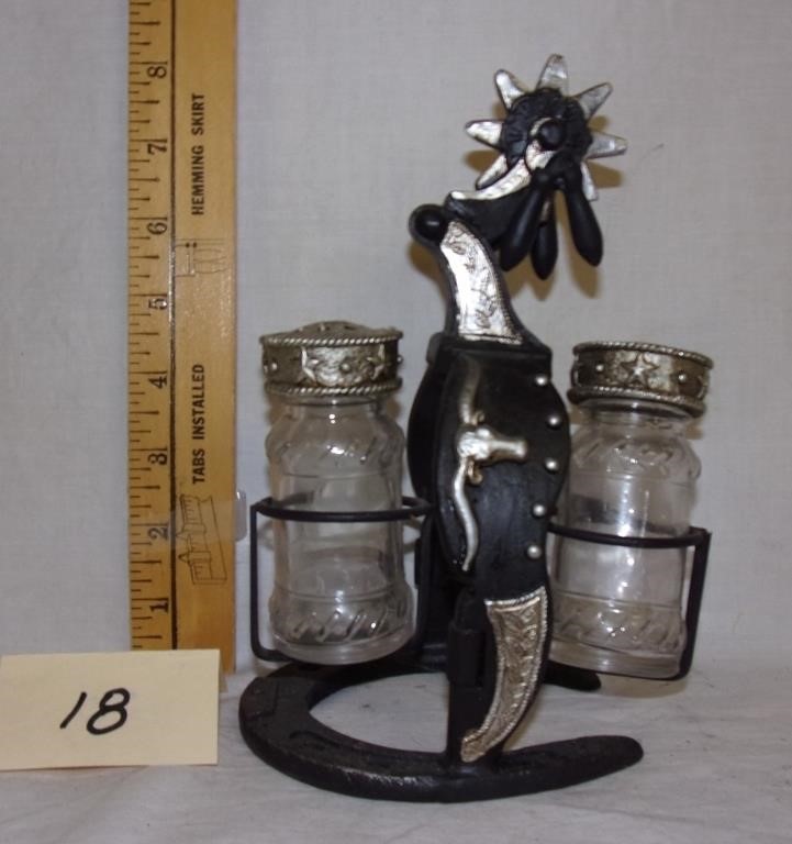 stirrup salt/pepper