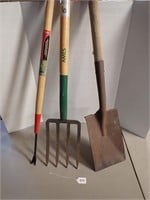 Weed Popper, Pitch Fork and edging shovel
