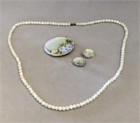 Vicotrian Style Beaded Necklace & Hand Painted Set