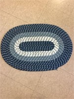 Oval braided rug 30"x21"