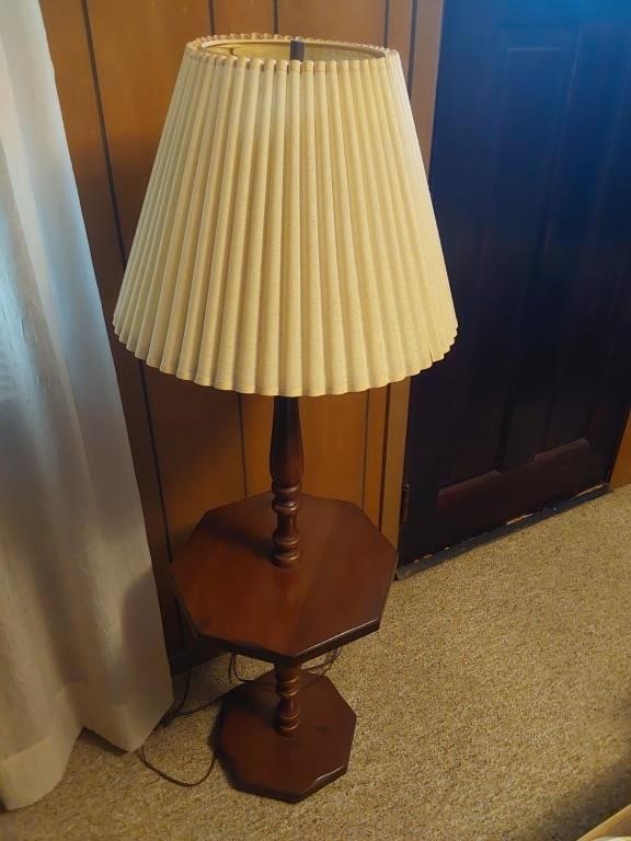 floor lamp