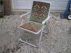 Retro Metal Lawn Chair