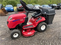 Toro LX426 Lawn Tractor