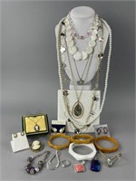 Costume Jewelry Necklaces, Bracelets, Rings...