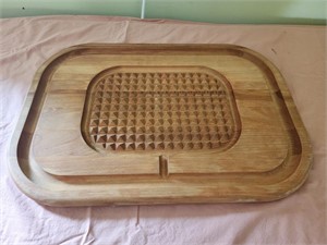 24" L x 16" W x 1" Thick Angus Carving Boards