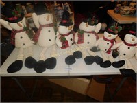Snowman Sitting Family of 6