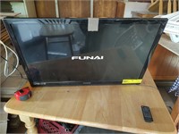 Funai flat screen TV monitor 34