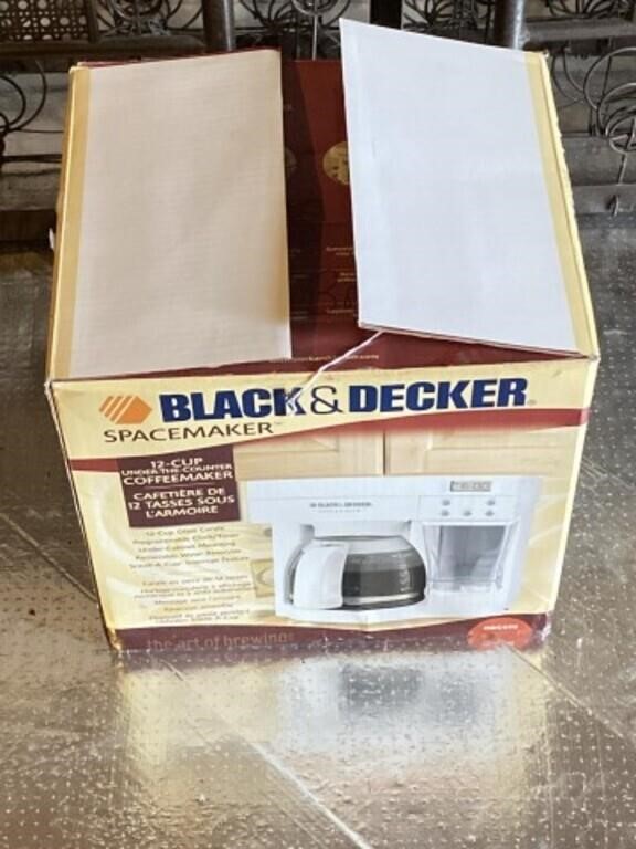 Black & Decker Spacemaker Coffeemaker -No Brackets