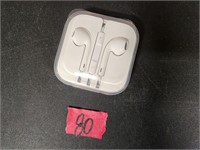 New Sealed Apple Earbuds