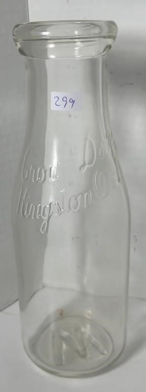 STUNNING MILK BOTTLE AND DAIRY COLLECTABLES AUCTION