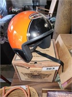 HARLEY DAVIDSON ORANGE MOTORCYCLE HELMET W/ BOX