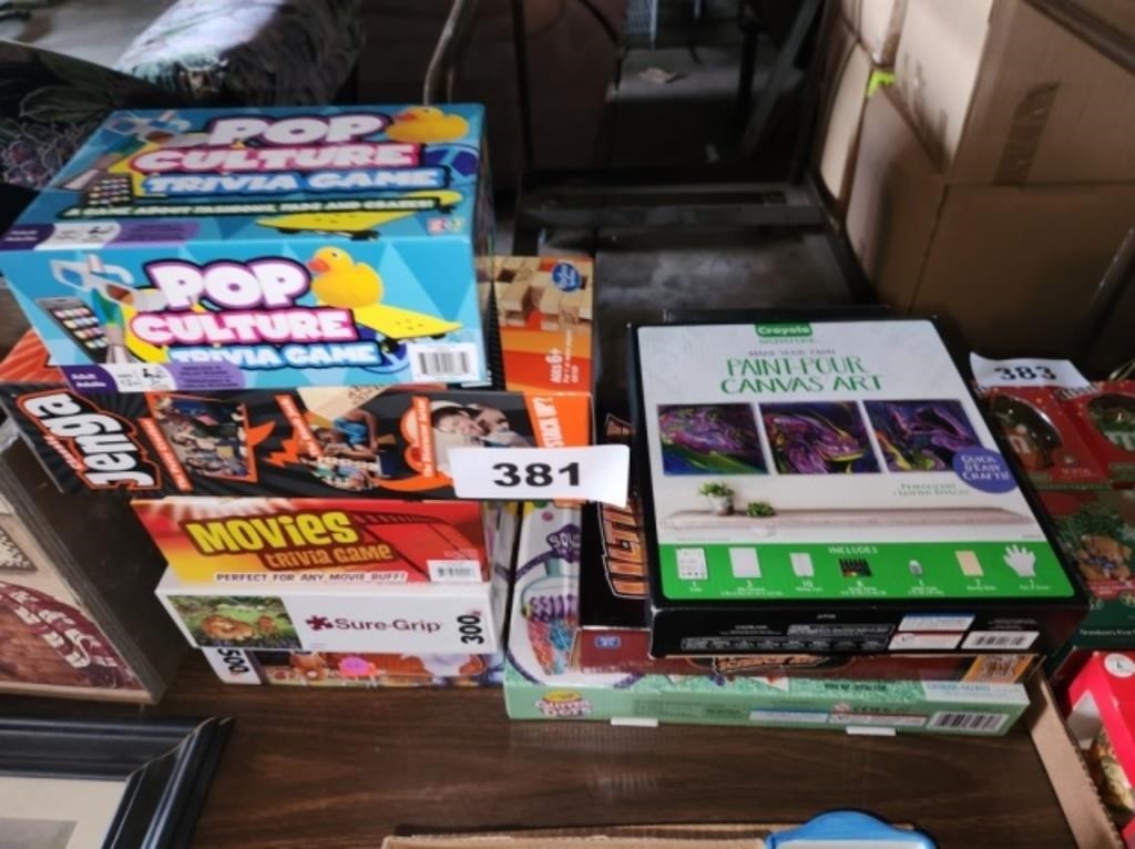 LOT CHILDRENS GAMES & PUZZLES