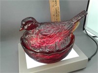 Red glass Robin on Nest covered candy dish 6"