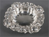 Vintage WHITING Sterling Repousse Bowl 17.7 ozt