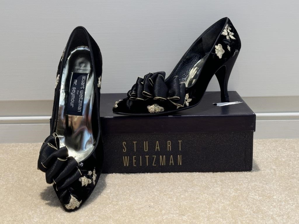 Stewart Weitzman For Mr. Seymour Velvet Pump