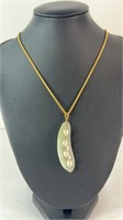 STERLING SILVER NECKLACE W/ PEAS IN A POD