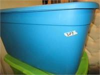 30 Gallon Tote w/Locking Lid