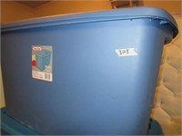 30 Gallon Tote w/Locking Lid