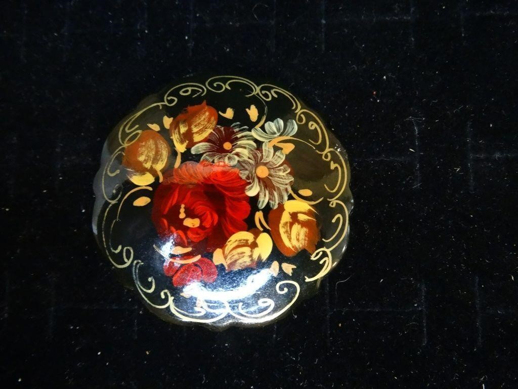 Rare Find Vintage Made in Russia 2" Brooch