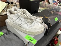 NIKE AIRFORCE AIR FORCE 1 SHOES SZ 7Y