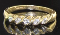14kt Gold Vintage Diamond Wedding Band