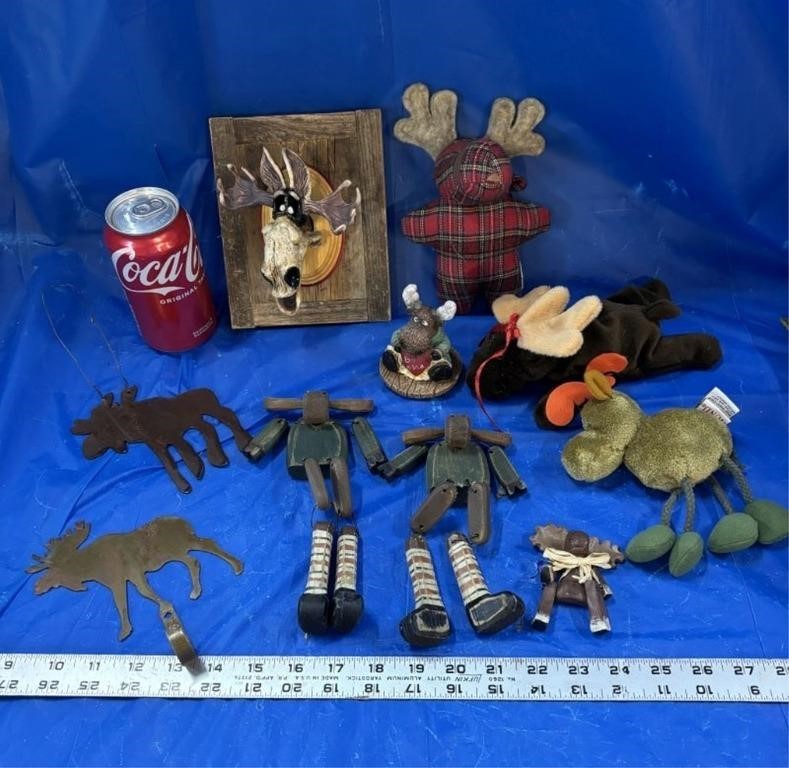 WW! Assorted Moose Decor