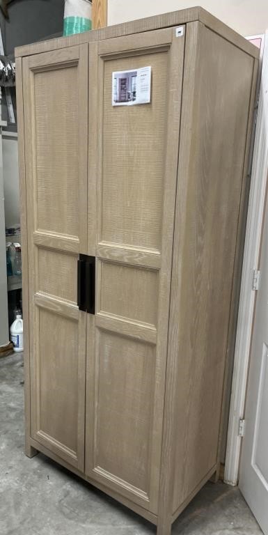 Universal Furn. Co.2 Door Farmhouse Cabinet $2,360