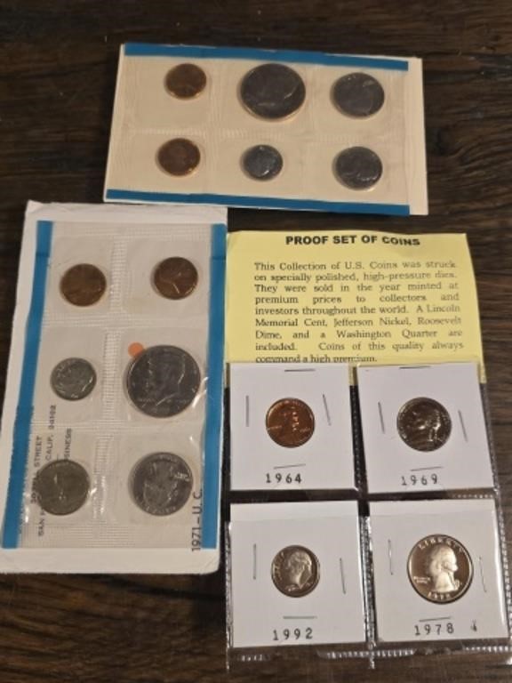 Lot of 3 sets of coins