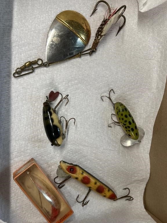 Fishing lures vintage