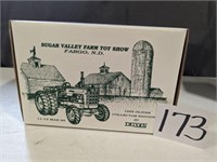 1/16 Scale 1655 Oliver Collector Edition