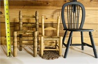 Small Wooden Chairs & Rug