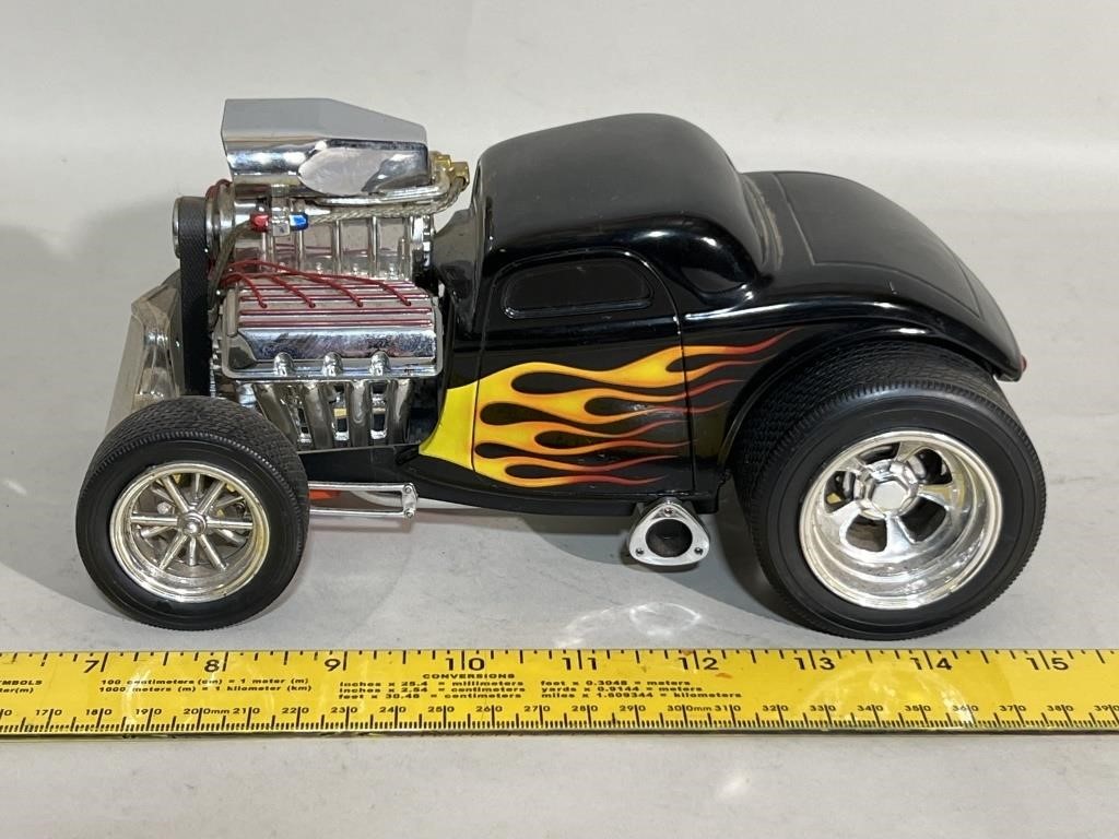 1933 Ford. 3 Window Coupe Muscle Machine