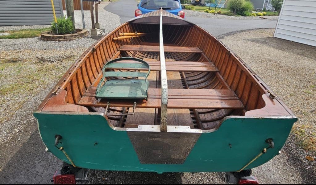 RARE 1940's 14 Foot WOOD BOAT! Buckeye Lake Auctions #112